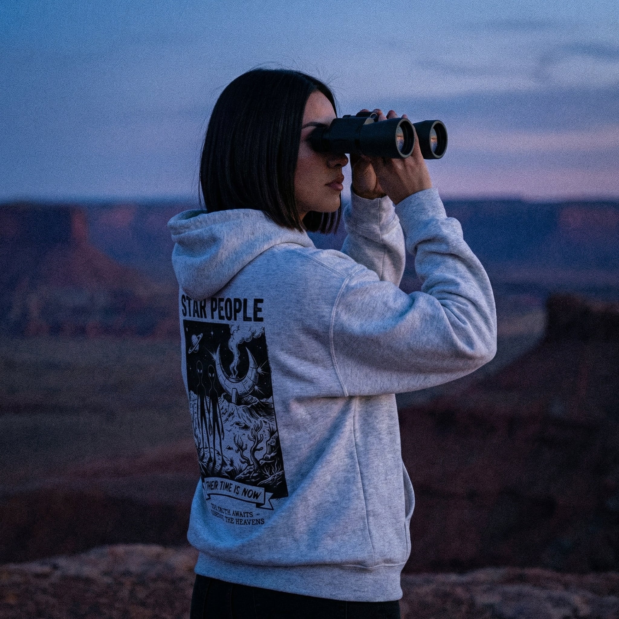 Star People Retro Sci-Fi Oversized Hoodie - Ancient Celestial Ancestors Vintage Streetwear Pullover