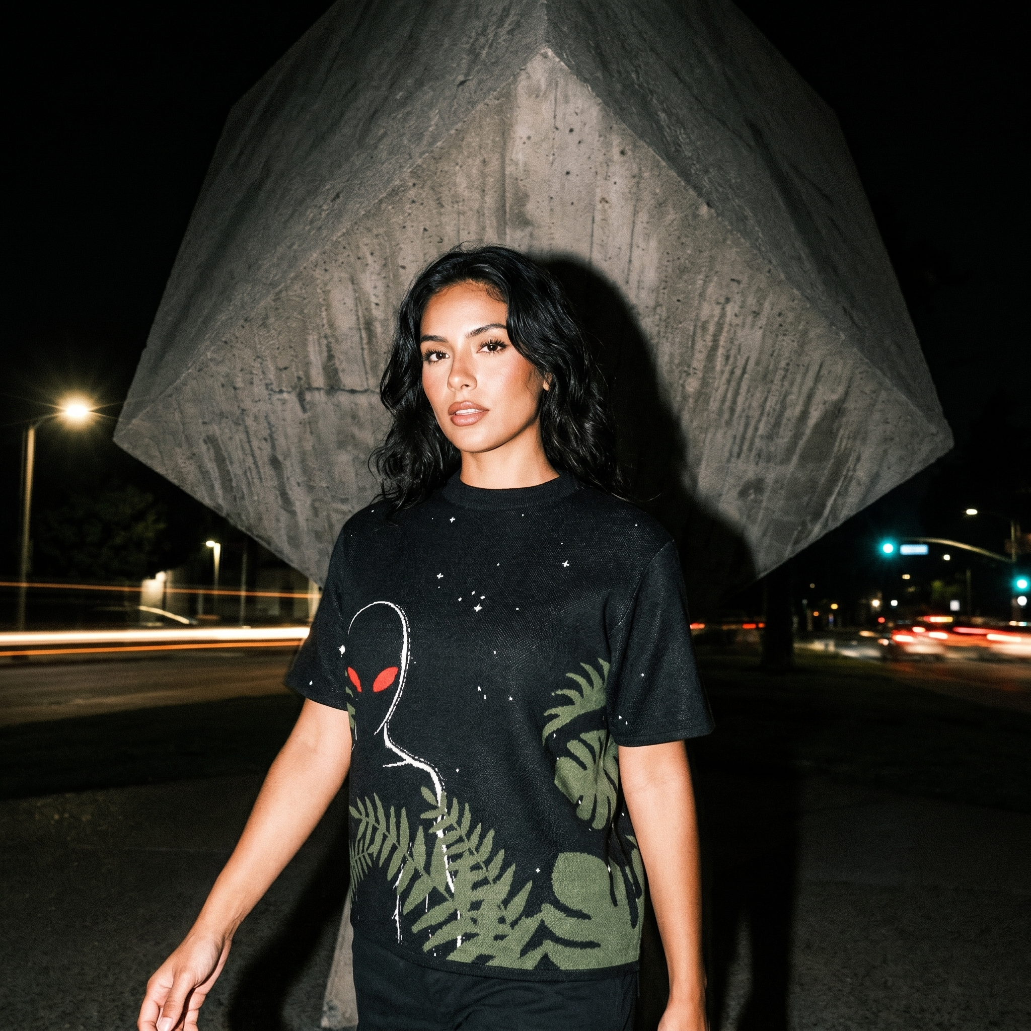Varginha Alien Jacquard Knit T-Shirt | Retro Sci-Fi Heavyweight Knitted Streetwear | 1996 Brazil UFO Mystery